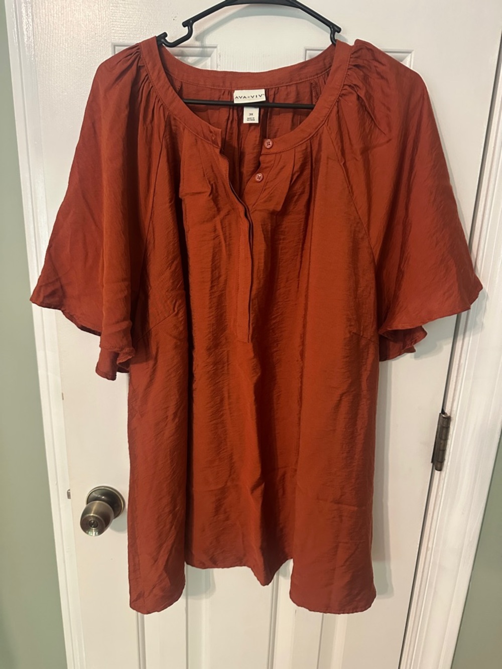 Ava & Viv Rust Orange Button-Front Flutter Sleeve Tunic
